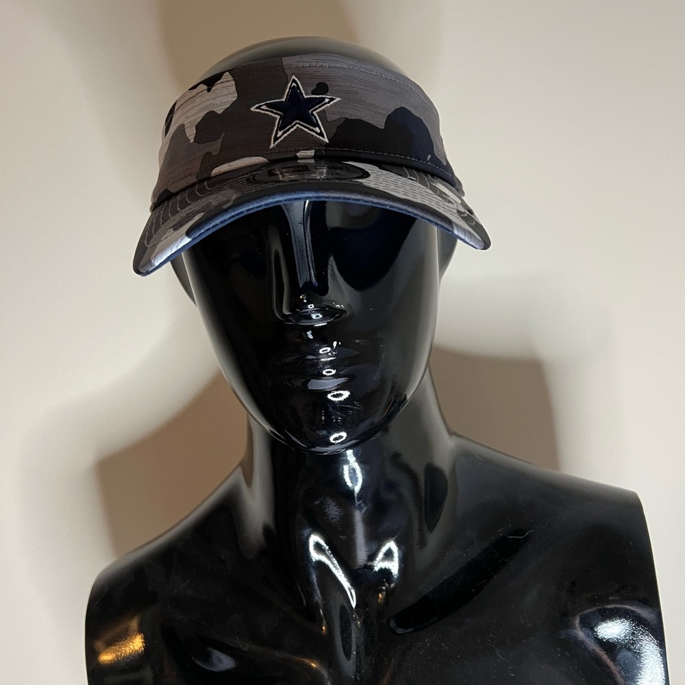 New Era NFL Cowboys NFL22 Train Visor Velcro Snapback